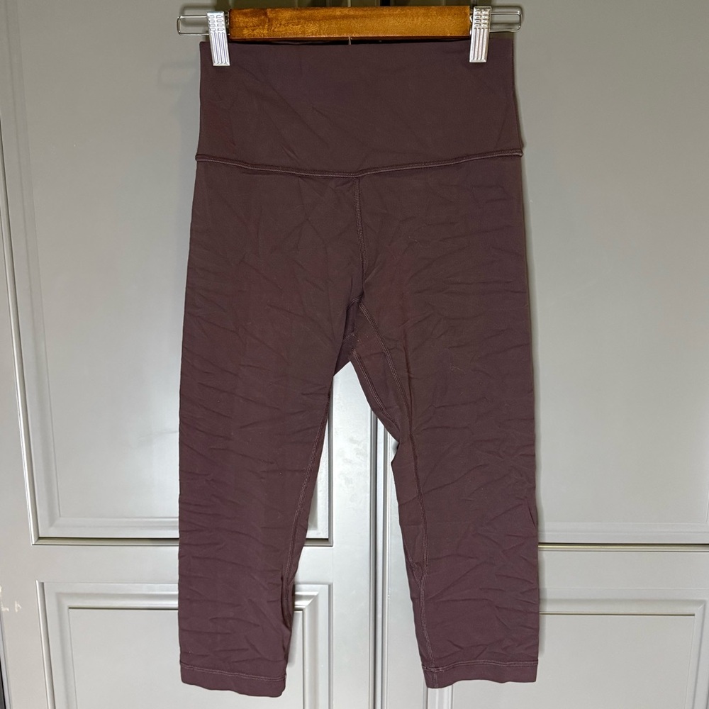 Lululemon Align High Rise Crop 17” - like new - size 4